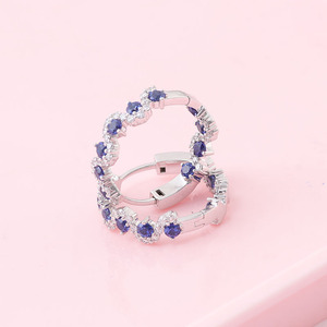 Bijoux de Provence Saphir cultivé en laboratoire et diamants de laboratoire DEF & Royal Color Round Brilliant Cut Bijoux de luxe - Product Image 4