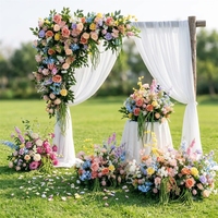 Composition florale artificielle colorée de printemps en gros, arche de mariage en bouleau naturel, toile de fond florale pour mariage en jardin