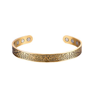 Brazalete abierto Fatingna Viking Life Tree Nine Magnet Pulsera en forma de C Brazalete de moda de acero inoxidable de cobre rojo - Product Image 3