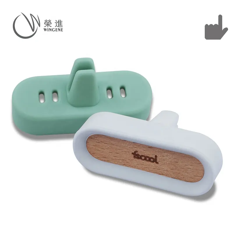 Wholesale Eco Friendly Silicone Wooden Car Aromatherapy Diffuser With Air Vent Clip Scent Vents For Car