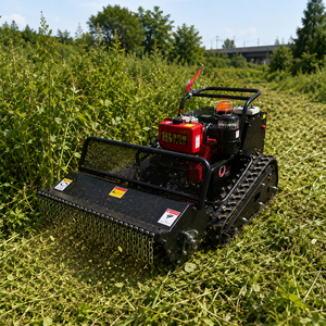 <span class=keywords><strong>Débroussailleuse</strong></span> industrielle RC à fléaux tout-terrain 800mm 1000mm, <span class=keywords><strong>débroussailleuse</strong></span> robuste pour pentes, terres agricoles et vergers - Product Image 1