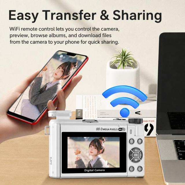 8K Digital Camera With 3.0 Inch IPS Screen 18X Zoom Auto Focus WiFi Micro Camera