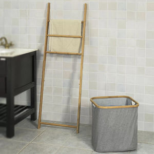Moderno angolo <span class=keywords><strong>bagno</strong></span> indipendente in bambù a 3 livelli portasciugamani con cesto <span class=keywords><strong>portabiancheria</strong></span> in tessuto staccabile - Product Image 3