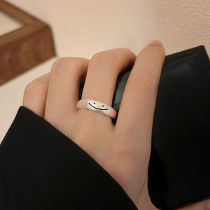 Anillo de Plata de Ley S925 de Alta Gama con Diseño de Cara Sonriente, Corte Ovalado, Estilo Moderno y Elegante - Product Image 3