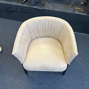 Silla de Restaurante Moderna de Cuero Keynes, con Acolchado Suave, Diseño Ecológico, para Comedor, Muebles Comerciales, Escuela, Uso en Exteriores - Product Image 5