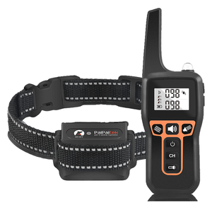 Luxuriöses Umweltfreundliches Trainingshalsband für Kleine Hunde mit Vibrations- und Schockfunktion, Fernbedienung und Kunststoffzubehör Modell PD 529 - Product Image 2