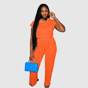 ชุดเซ็ต 2 ชิ้น แฟชั่นลำลอง แขนสั้น สีพื้น ดีไซน์ใหม่ ทันสมัย - Product Image 1