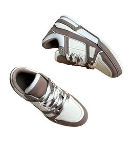 Nouvelle tendance 2024, vente en gros, baskets classiques de haute qualité, chaussures de course et de marche décontractées pour hommes et femmes - Product Image 3