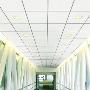 病院アルミストレッチ天井ストリップ白いC字型アルミストリップドロップ天井