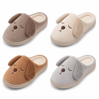 Pantoufles d'intérieur en peluche avec visage de chien mignon, doublure douce, semelle antidérapante en EVA