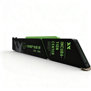 Panneaux <span class=keywords><strong>de</strong></span> pylône d'orientation extérieurs modernes personnalisés en vert noir <span class=keywords><strong>signalisation</strong></span> directionnelle éclairée par LED pour les zones commerciales parcs <span class=keywords><strong>de</strong></span> stationnement - Product Image 3