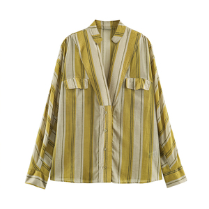 Chemise boutonnée en lin rayé pour femmes, manches longues, coupe ample décontractée, haut de printemps et d'été avec poches, col chemise - Product Image 1