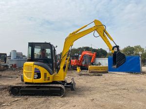 Mini-excavatrice Komatsu Pc55 d'occasion en excellent état, modèle 2022, godet de 0,18 m, moteur et pompe, Chine, à vendre - Product Image 4
