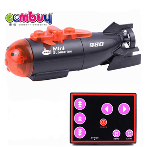 غواصة صغيرة تعمل بالتحكم عن بعد مع إضاءة كهربائية وسرعة عالية - Product Image 5