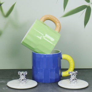 Tùy Chỉnh Dễ Thương Ins Bắc Âu Đa Giác Cube Dập Nổi Espresso Pha Cà Phê Sứ Cup Ăn Sáng Sữa Cà Phê Cốc Gốm Với Nắp - Product Image 5