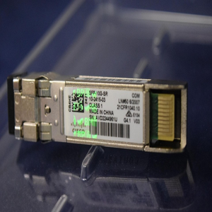 Nuevo Módulo PLC <span class=keywords><strong>Transceptor</strong></span> SFP-10G-SR V03 Holograma 10-2415-03 Controlador de Programación PLC - Product Image 1