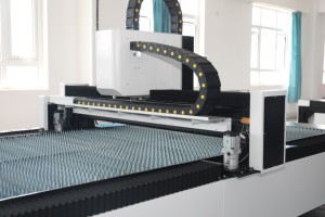NOUVEAU 2022 Machine de découpe laser fibre métallique 1000W 1500W LF3015E Pro pour aluminium, carbone et acier inoxydable - Product Image 4