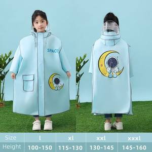 Veste de <span class=keywords><strong>pluie</strong></span> en EVA épais imperméable pour enfants à la mode à impression personnalisée Imperméable pour écoliers, filles et garçons avec sac à dos - Product Image 2
