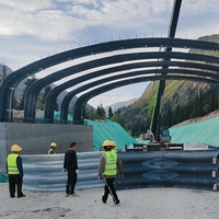 Tuyau métallique ondulé pour applications de drainage routier, section ronde galvanisée à chaud avec service de cintrage