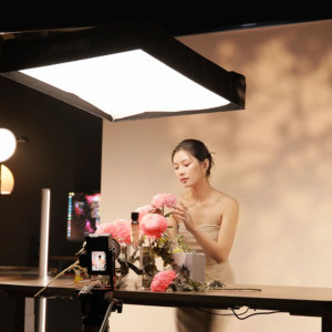 จอพับได้สีขาว RAUBAY - ฉากหลังแบบตั้งพื้นพร้อมส่วนต่อพื้น 7x7x7 ฟุต - ฉากหลังแบบพกพาพับเก็บได้ CWS2100 - FX - Product Image 6