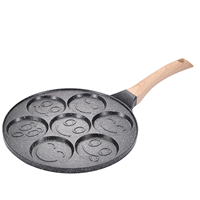 Poêle à omelettes antiadhésive à 7 trous avec poignée en bois, motifs visage souriant, pour petit-déjeuner – Vente chaude