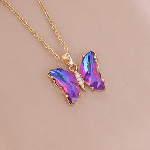 Collier Papillon Enchantant avec Cristal Scintillant, Bijou Tendance pour Femme, Idéal pour Remise de Diplôme, Maman, Accessoire Élégant - Product Image 5