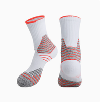 Chaussettes de basketball pour hommes avec semelle en tissu éponge, mi-mollet, respirantes, pour la course et le sport, antidérapantes, absorbant la transpiration, chaussettes de performance