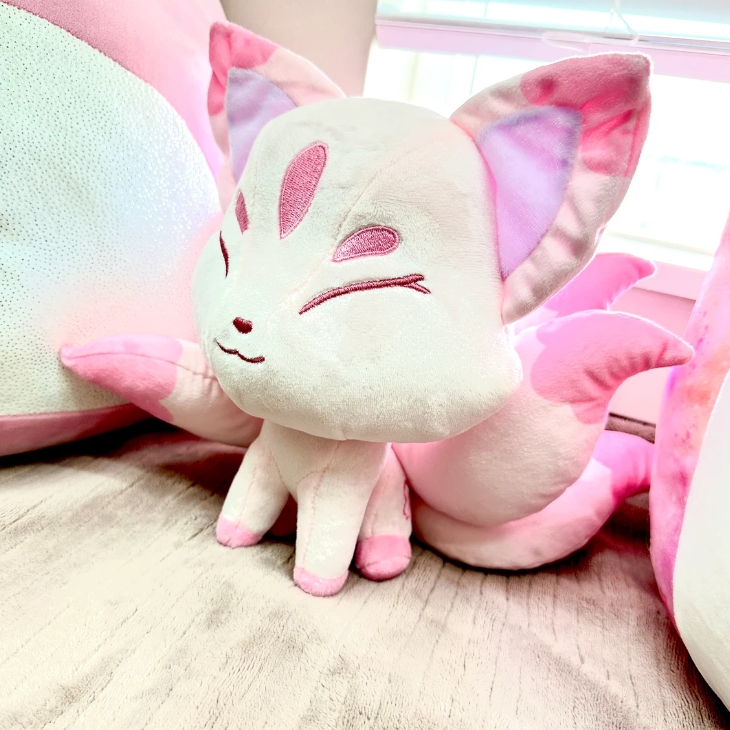 【超ポイントバック祭】 2024 Kawaii Toy Fox Pink Cute - Plushie Sakura Kitsunes ジャケット・アウター
