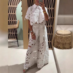 Setelan Kasual Wanita 2 Pcs, Kemeja Pendek Blus & Celana Kulot, Elegan, Cocok untuk Musim Panas, Motif Bunga, Kemeja Pendek Berenda 3674 - Product Image 2