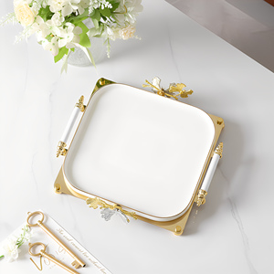 Nouvel ensemble de vaisselle à steak à bord doré, plateau décoratif en métal papillon pour hôtels, assiette à dessert <span class=keywords><strong>personnalisable</strong></span> pour gâteaux - Product Image 5