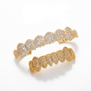 Grillz dentaire KIVORA en laiton à 8 dents micro-incrustées de zircon, accessoires de costume Hip Hop Halloween - Product Image 4