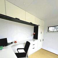 Maisons conteneurs de luxe modernes personnalisées en verre trempé double, panneaux sandwich en acier de 20 et 40 pieds pour villas et bureaux