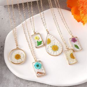 Haomi Nouveau Français Vintage En Alliage De Zinc Fleur Séchée Géométrique À La Mode Pendentif Collier Forêt Pastorale Naturel Petit Floral - Product Image 2