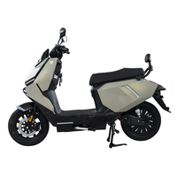 Motocicleta Eléctrica de Alta Gama de 2000W y 72V para Desplazamientos Urbanos Diarios, con NFC y USB