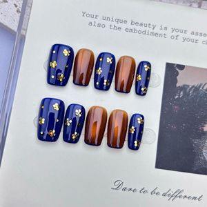 Nuevo Producto Lanzado, <span class=keywords><strong>Uñas</strong></span> Postizas de Lujo con Diseño de Flor en Dorado y Azul Oscuro - Estilo de Alta Gama - Hechas a Mano - Product Image 1