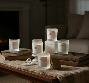 Candele Profumate Artigianali in Varie Dimensioni con Coperchio in Legno, Cera di Soia <span class=keywords><strong>Naturale</strong></span> e Organica, Aroma Duraturo, Confezione Minimalista per Casa e Spa - Product Image 1