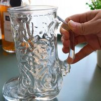 Au-delà des cadeaux personnalisés 500ml tasse en verre de bière transparente ornement de noël sublimation en relief tasse en forme de botte avec poignées