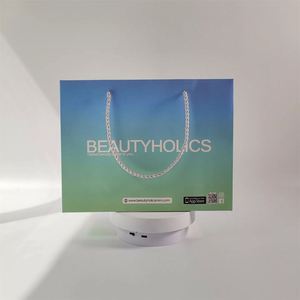 Bolsas de Embalaje para Ropa, Regalos y Compras, Impresas en Flexografía, de Papel Ecológico, Resistentes y de Alta Calidad, Personalizadas al por Mayor por KM - Product Image 2