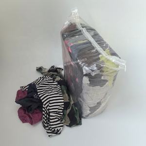 Trapos de Limpieza de Alta Absorbencia 100% Algodón Reciclado, Trapos de Camisetas de Colores, Trapos Industriales - Product Image 1