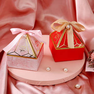 กล่องใส่เค้กและขนมหวานขนาดเล็กพิมพ์ลายหรูหรากล่องของขวัญของขวัญงานแต่งงานกล่องขนมฟอยล์สีทองแบบกำหนดเองด้วยริบบิ้น - Product Image 5