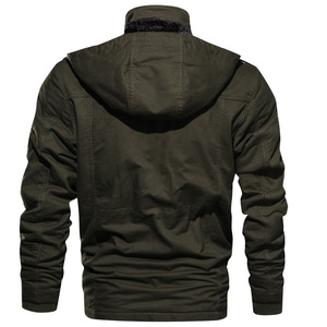 Giacca <span class=keywords><strong>Bomber</strong></span> da Uomo Taglie Forti OEM con Logo Personalizzato, Calda e Invernale, in Cotone Felpato Addensato, di Grande Successo e Vendita all'Ingrosso - Product Image 3