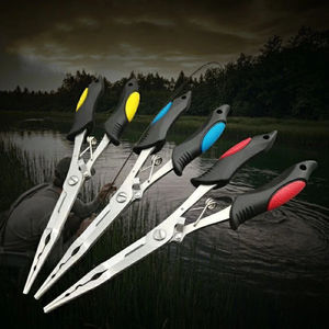 Vente en gros de pinces à pêche multifonctionnelles en acier inoxydable Luya avec poignée en caoutchouc noir 18 cm pour la pêche - Product Image 2