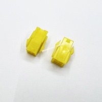Color personalizado Molex 5557-2P Conectores automáticos Conector de cable eléctrico de 4,2mm con conector AMARILLO 5557