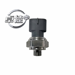 Capteur de pression d'huile ZJ-08-093 à montage fileté pour Toyota Hino E13C 499000-7571 - Product Image 1