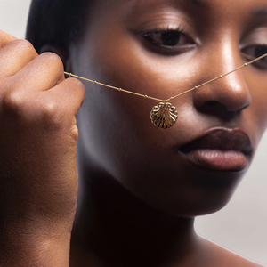Collier ras du cou en coquillage perlé en or vermeil <span class=keywords><strong>18</strong></span> <span class=keywords><strong>carats</strong></span> avec breloque en plaqué non terni Ensembles de colliers personnalisés pour femmes <span class=keywords><strong>bijoux</strong></span> - Product Image 2