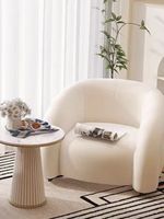 Cremefarbener Samt-Einzelsessel Minimalistischer Multifunktionaler Sessel Apartmentfreundlich für Kleine Wohnzimmer