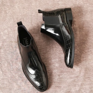 Mocassins pour hommes en cuir brun de haute qualité, fabriqués au Royaume-Uni, style rétro, cuir lavé, Goodyear Welted, lacets, brogues imperméables - Product Image 3