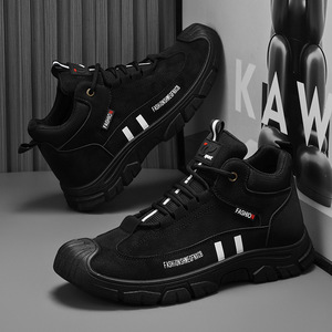 Nuevas botas de trabajo para hombre, de montaña, deportivas, casuales, modernas, multiusos, de caña alta y suela blanda. - Product Image 1