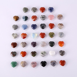 3cm Coeur Naturel Cristal Bulks Love Palm Pocket Healing Sculpted Mini Gems Reiki Chakra Energy Balance Meditation Decor Gift - Product Image 5