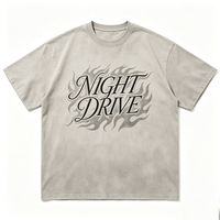 T-shirt oversize à col rond Kornit DTG gris fumé avec imprimé flamme cursive délavé et ourlet brut – Style streetwear